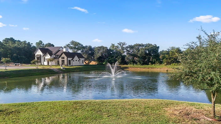 Oakview farms gallery LAREDO