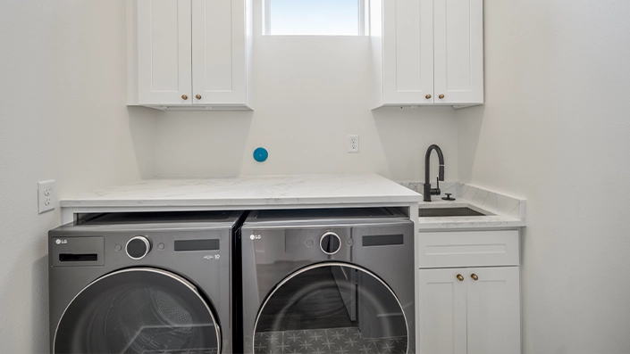 Oakview farms gallery LAREDO